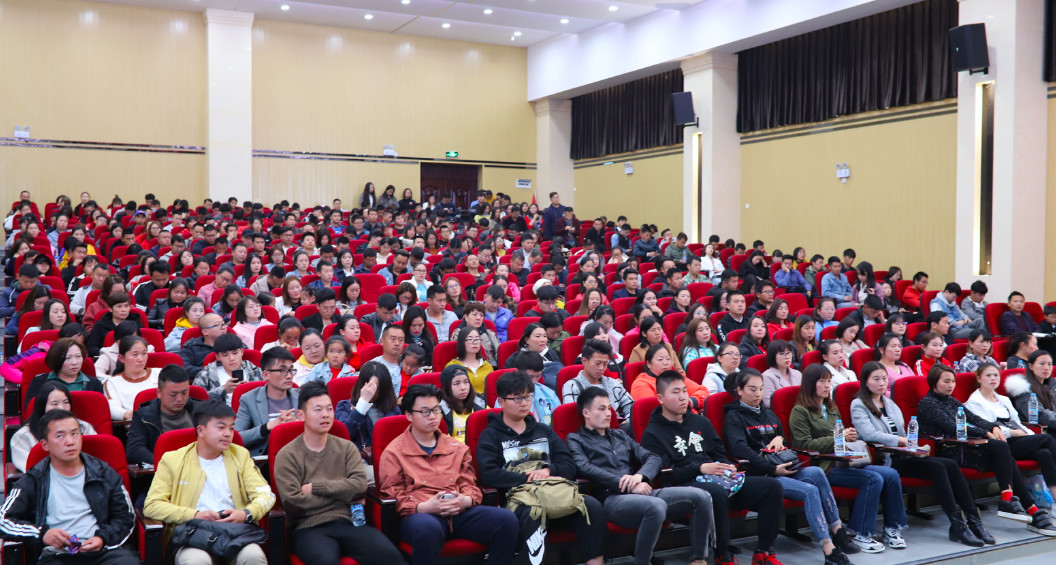 27载扎根云南职教｜爱因森以公益为炬，照亮学员逐梦之路