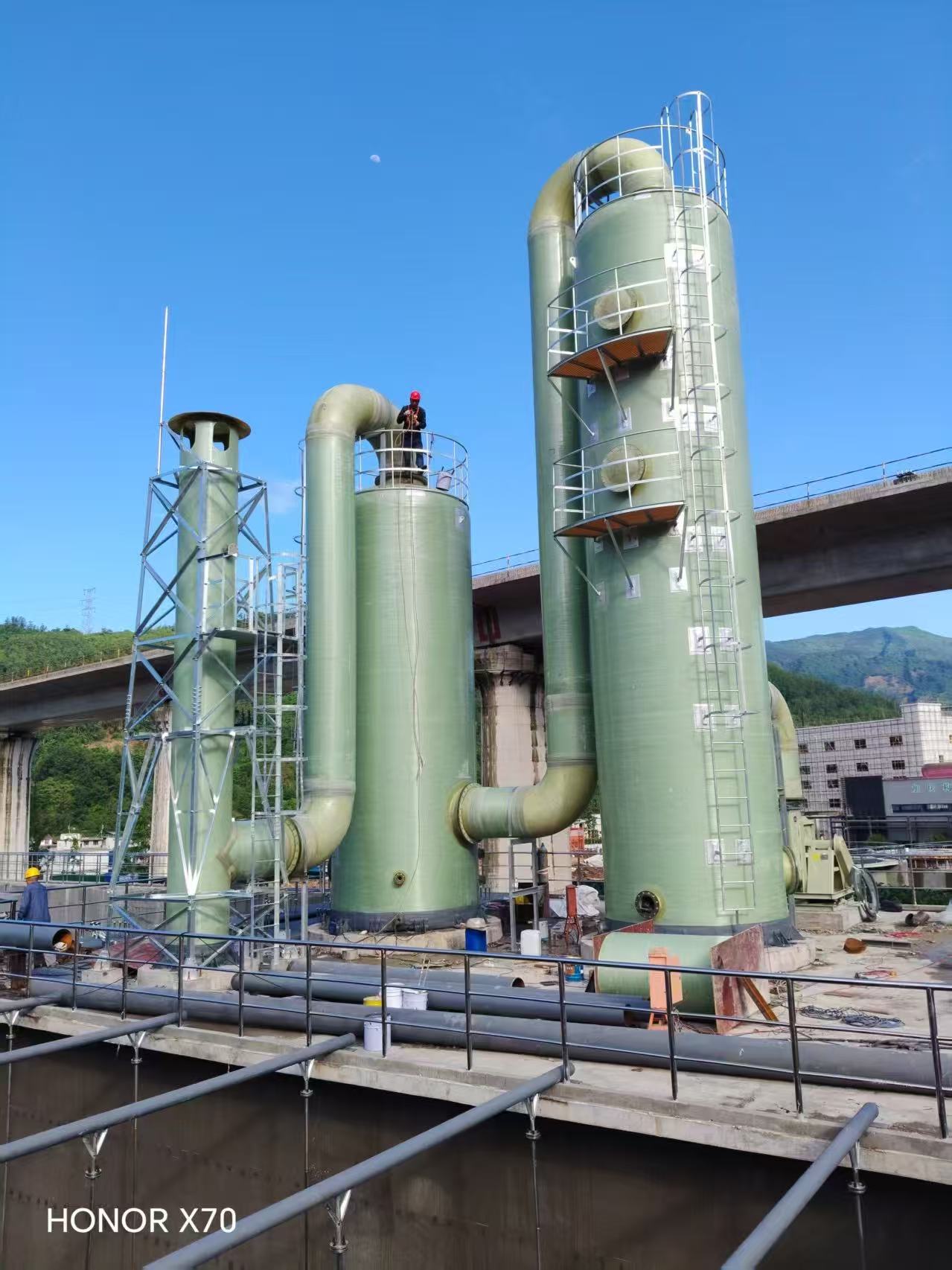 润霖脱硫塔1.jpg