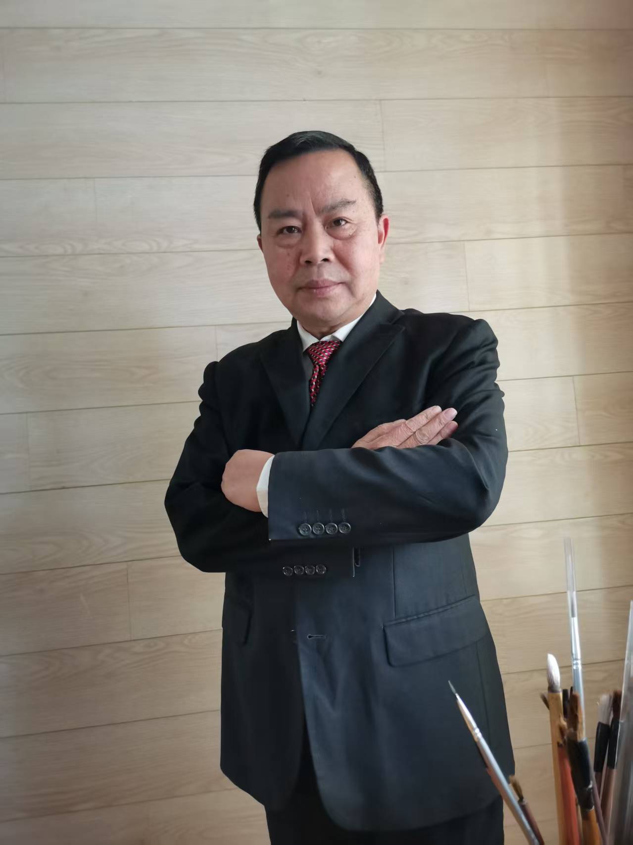 1784533782178067.jpg 形象照2.jpg